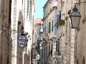 Kroatien - Dubrovnik - enge Gassen, steile Treppen