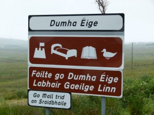 Connemara-Gälisches Schild