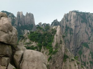 zerklueftete Felsen huang shan